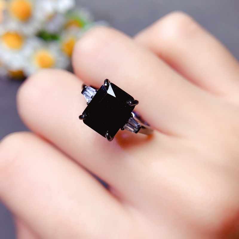 Bague spinelle noire rectangul - Jewelry Making University avis et prix